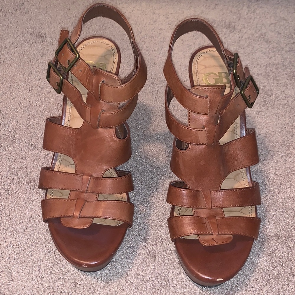Gianni Bini Leather Wedges
